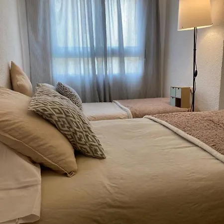 Apartment Apartamento 4 Personas En El Centro De Valencia, Plaza El Pilar *